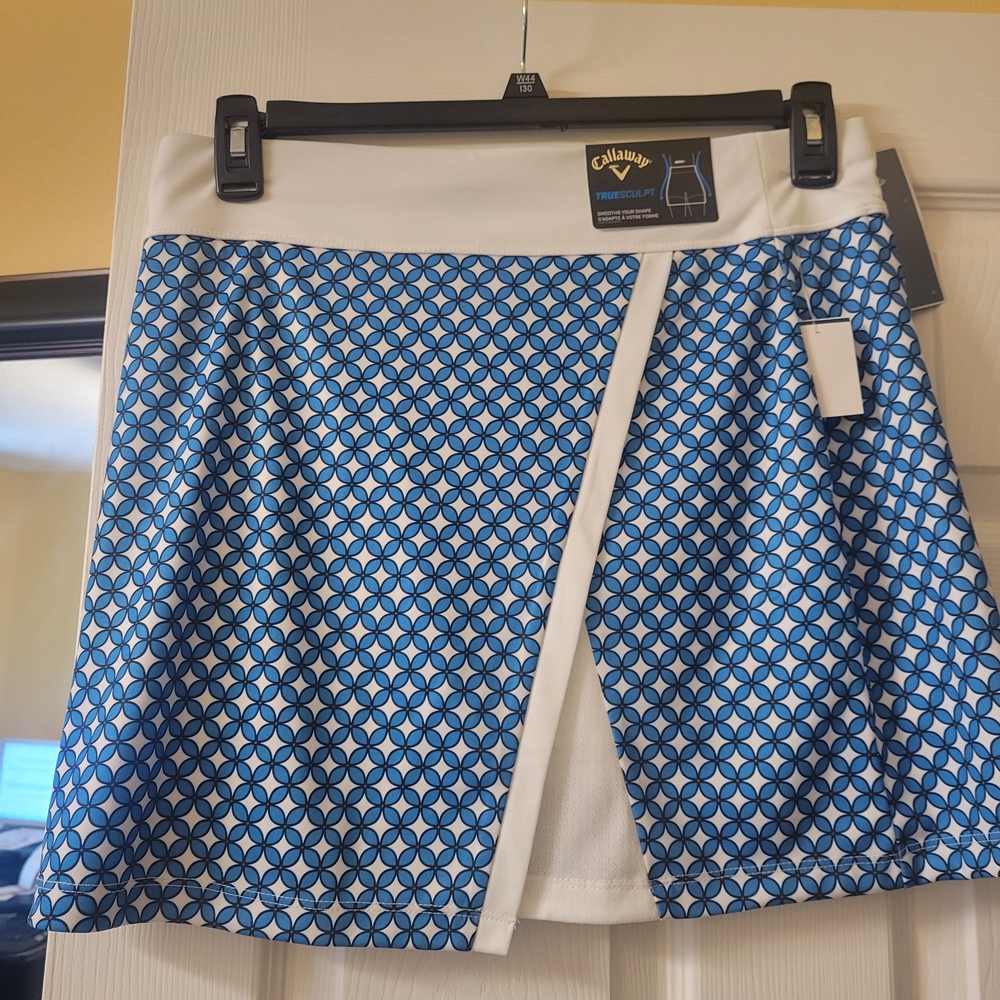 Callaway Women's Blue and White Patterned Mini Skirt